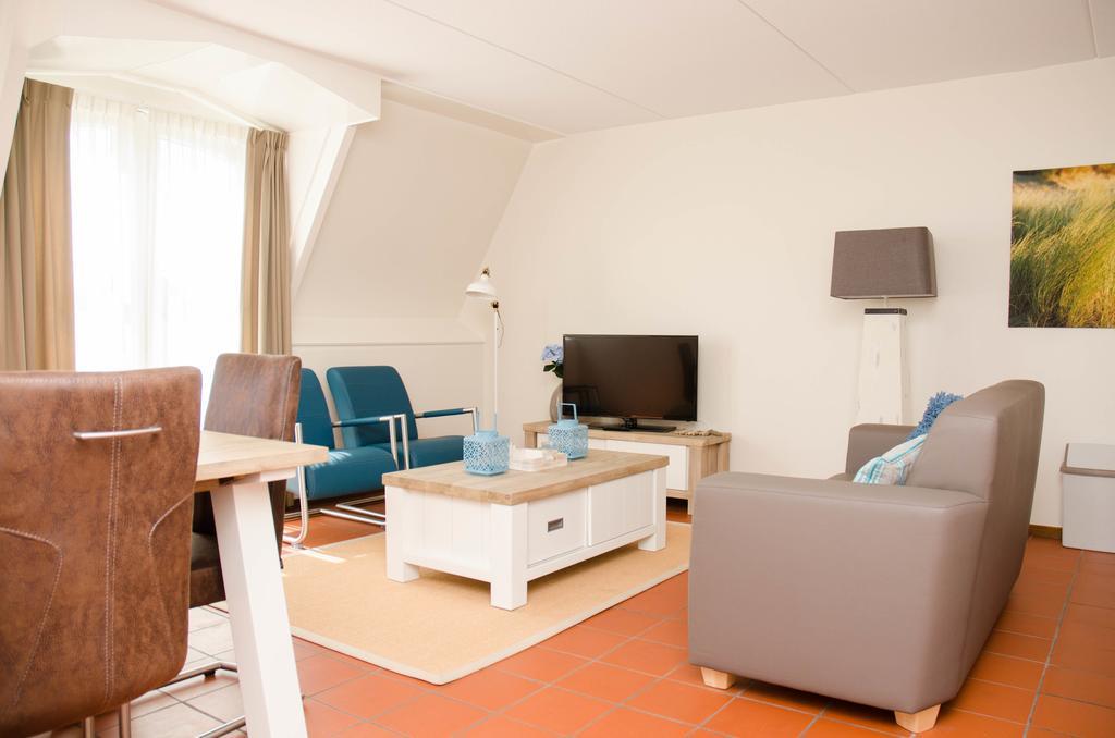 Hotel Graaf Bernstorff Schiermonnikoog Ruang foto