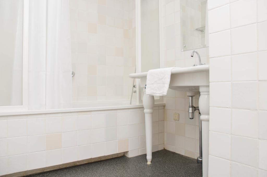 Hotel Graaf Bernstorff Schiermonnikoog Bagian luar foto