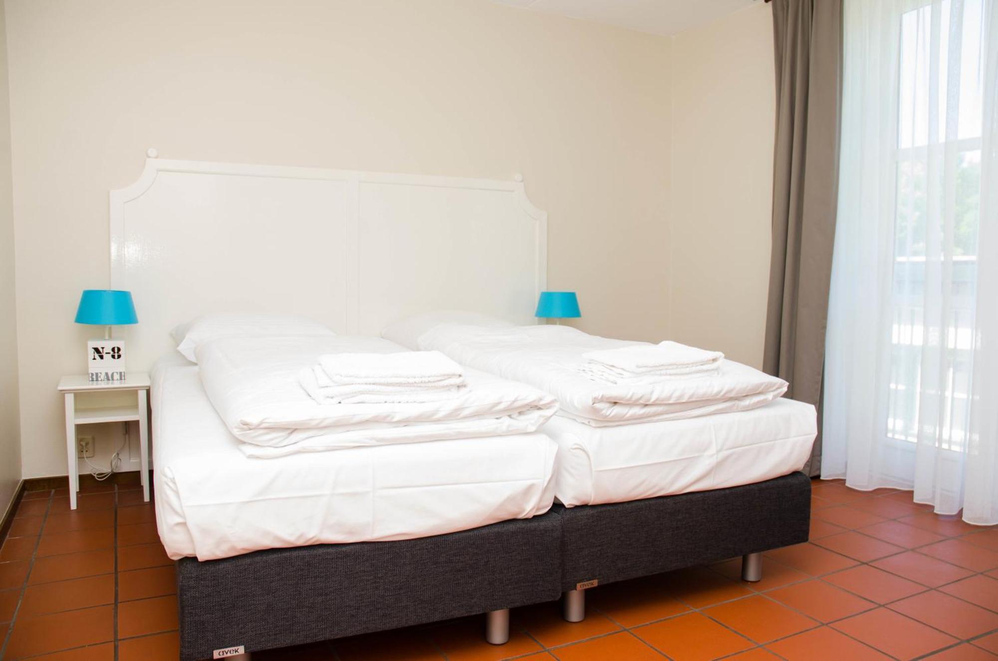 Hotel Graaf Bernstorff Schiermonnikoog Ruang foto