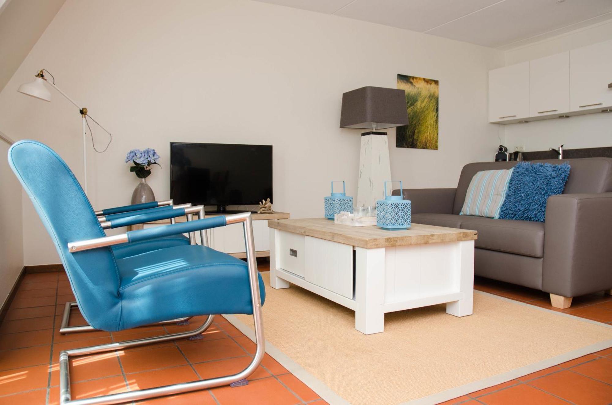 Hotel Graaf Bernstorff Schiermonnikoog Ruang foto