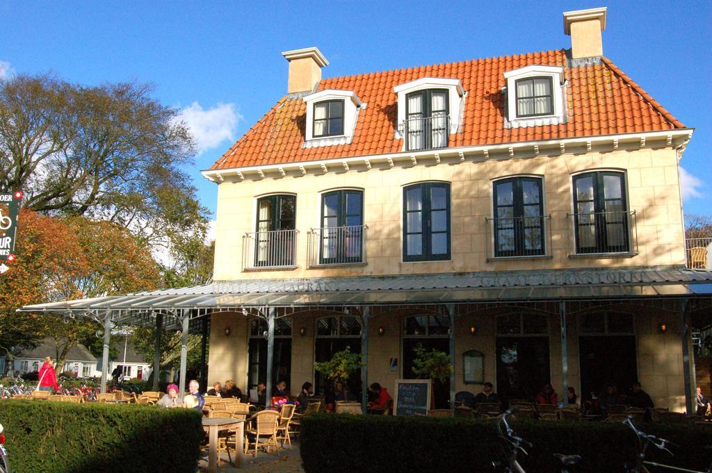 Hotel Graaf Bernstorff Schiermonnikoog Bagian luar foto